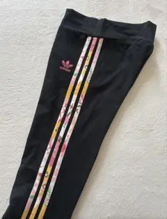 adidas originals アディダス花柄レギンス