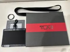 TUMI ネックストラップ　IDホルダー　美品　青色 濃紺色　定期入れ