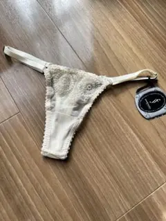 Item thumbnail for item b3e1c3d4-a32c-4287-a29d-0ebb8a88a8e5