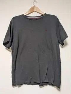 TOMMYHILFIGER トミーヒルフィガー 黒 Tシャツ XL