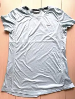 Nike トップス（DRI-FIT）Mサイズ