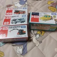 トミカ