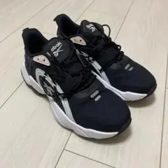 リーボック　スニーカー　キッズ　22㎝