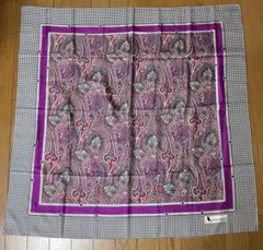 アクアスキュータム スカーフ