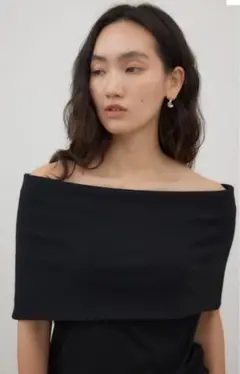 完売商品crie conforto オフショルダープルオーバー ブラック
