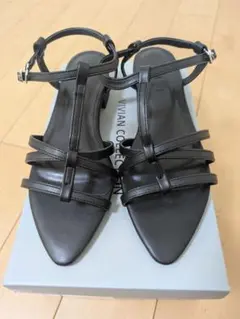 Vivian Collection ブラック サンダル S