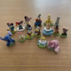 匿名発送!ディズニー 陶器 フィギュア 15個セット 美品