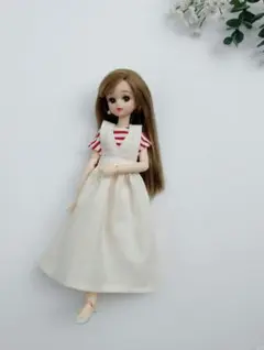 22センチドール服　ボーダートップス　サロペットスカート