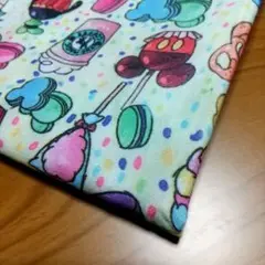 生地 ディズニーフードコートデザート