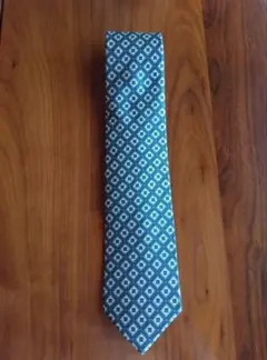 YVES SAINT LAURENT　イヴ・サンローラン　ネクタイ