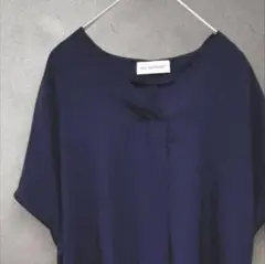イネド　М　Ｌ　半袖プルオーバー　濃紺　フレンチスリーブ　Ｖネック　カシュクール