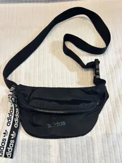 Item thumbnail for item 8ab8ca79-f3b0-4b96-a9bb-fe39e91dacba