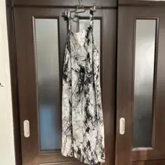 Shang pinモノトーンワンピース
