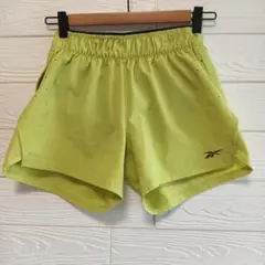 Reebok ライムグリーン ショートパンツ　美品