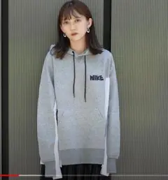 【新品・未使用】ナイキ x サカイ NIKE ×sacai コラボパーカー S