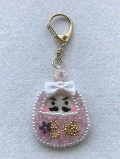 〈合格守りチャーム〉　ハンドメイド　かわいい達磨　ビーズ刺繍