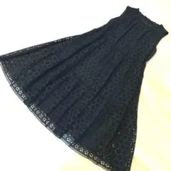 美品レア商品⭐︎デュアルビュー 花柄カットワークレースワンピース ネイビー40