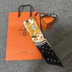 HERMES ハート柄 スカーフ　ツイリー　エルメス