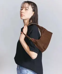 beauty&youth スエードスクエアショルダーバッグ