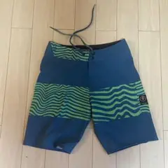 中古　ボルコム　海パン　トランクス　ブルー/グリーン ストライプ
