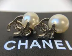 シャネル スィングココマーク フェイクパール シャンパンゴールド 10P ピアス