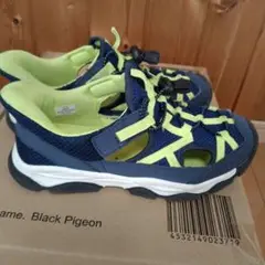 サンダル　サンダルスニーカー　メッシュ　スパットシューズ　23cm