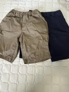 UNIQLO ハーフパンツ 2枚セット カーキ　ネイビー160