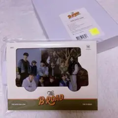 THE BOYZ THE B-ROAD ミニブックランプ