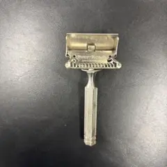 Item thumbnail for item f67d0db2-6908-4ae4-8fd7-1dad937b79e3