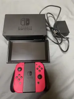 Nintendo Switch 本体(赤/黒) ドック付き