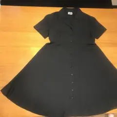 フレアー黒ワンピース