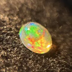 ファイアオパール 0.44ct 5.4×4.4mm カボション オーバル