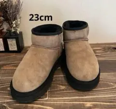 Item thumbnail for item 053267b1-461f-40da-b33a-36403b8dccbe