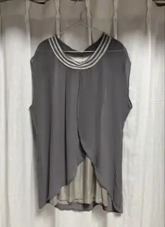 グレー ノースリーブ チュニック　シルバータンクトップ