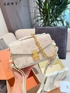 Louis Vuitton ホワイトショルダーバッグ