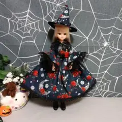 リカちゃんハロウィン　黒赤バラ柄
