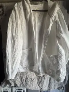 麻のパーカー