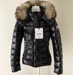 新品. MONCLER