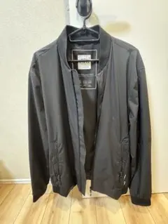 ZARA 撥水性ブラックジャケット M
