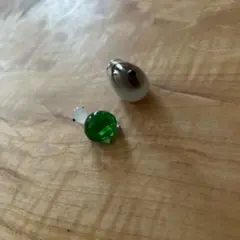ガラス　置物