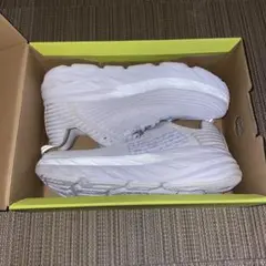 HOKA one one M BONDI 6 White ホワイト