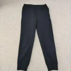 UNIQLO ブラックパンツ　ジャージ　 サイズ140