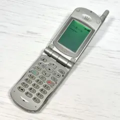 レトロ　ドコモ N501i ガラケー 携帯　充電器、箱付き レトロ ドコモ N501i ガラケー 携帯 充電器、箱付き 携帯電話本体