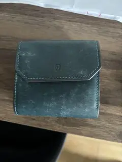 青色レザー三つ折り財布