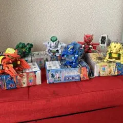 ロボット 8体セット 多色 変形可能