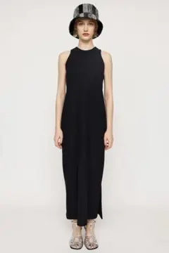 BUMPY CUT SIDE SLIT ロングワンピース　SLY ブラック