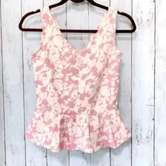 【匿名】♡セシルマクビー♡ビスチェ風タンク　花柄ちょいヘソだしコーデ