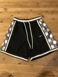 新品未使用 XLナイキバスケットパンツ