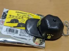 阪神タイガース　シークレットキャップキーホルダー　佐藤輝明