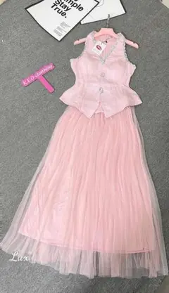 Item thumbnail for item 86ff0dda-1a41-4837-9e25-212a24396614